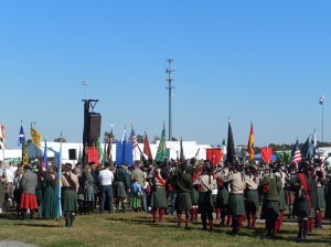 Clans and bagpipers gathered together